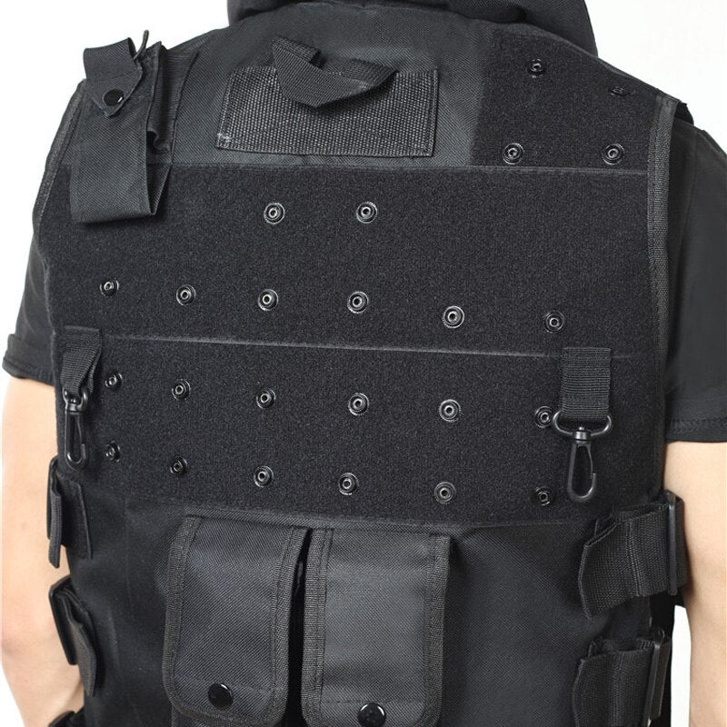 Gilet tactique medium avec holster et pochettes (noir) NC Star, matériel de  chasse